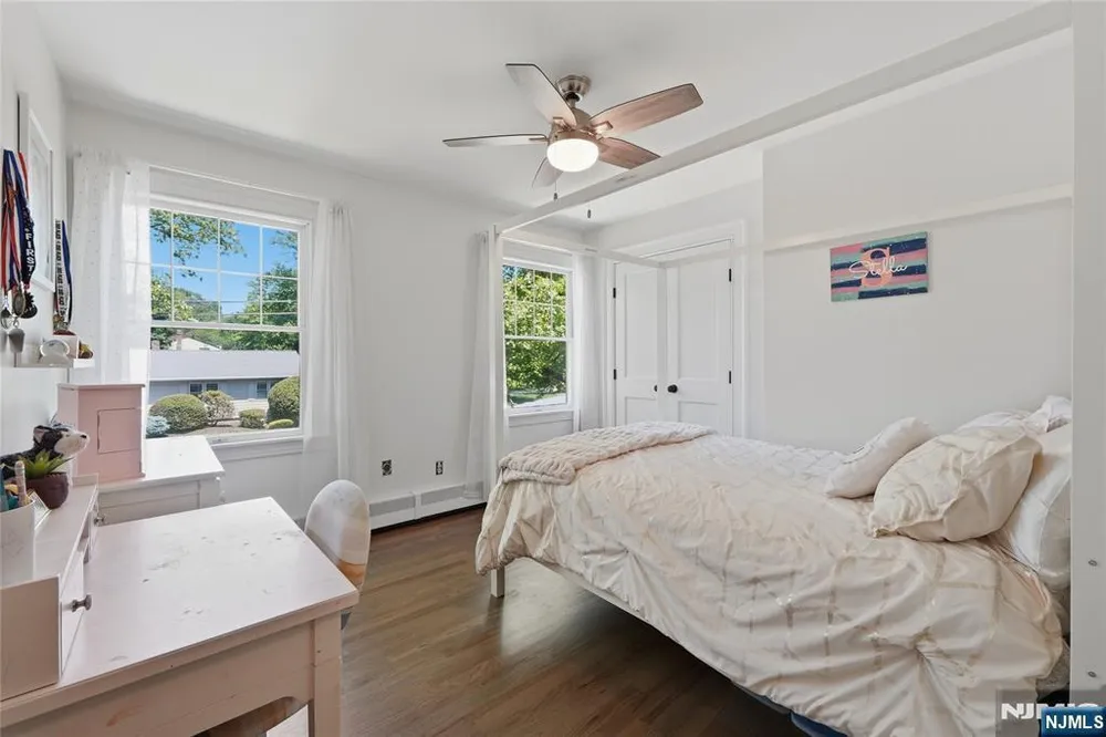 2430 Cleveland Ave, Washington, NJ 07676