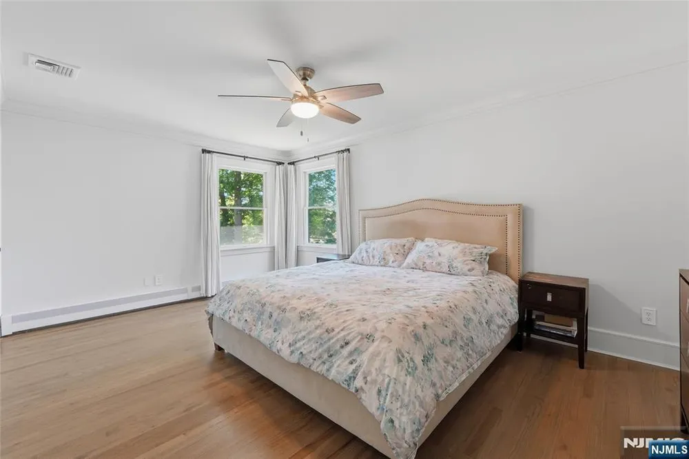 2430 Cleveland Ave, Washington, NJ 07676