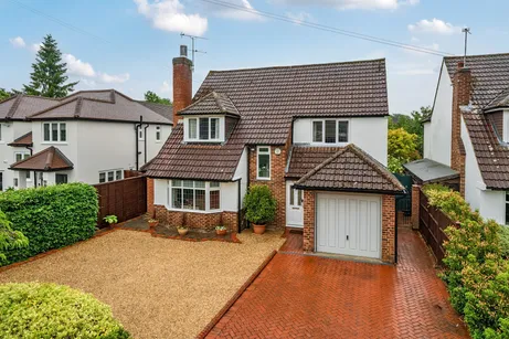 Latchmoor Way, Gerrards Cross, SL9