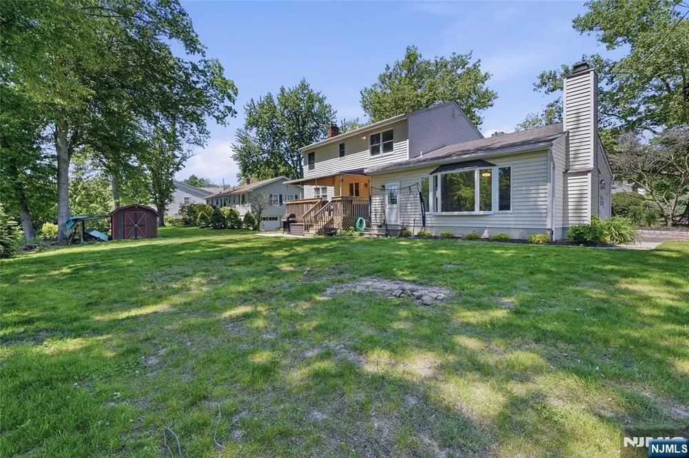 2430 Cleveland Ave, Washington, NJ 07676