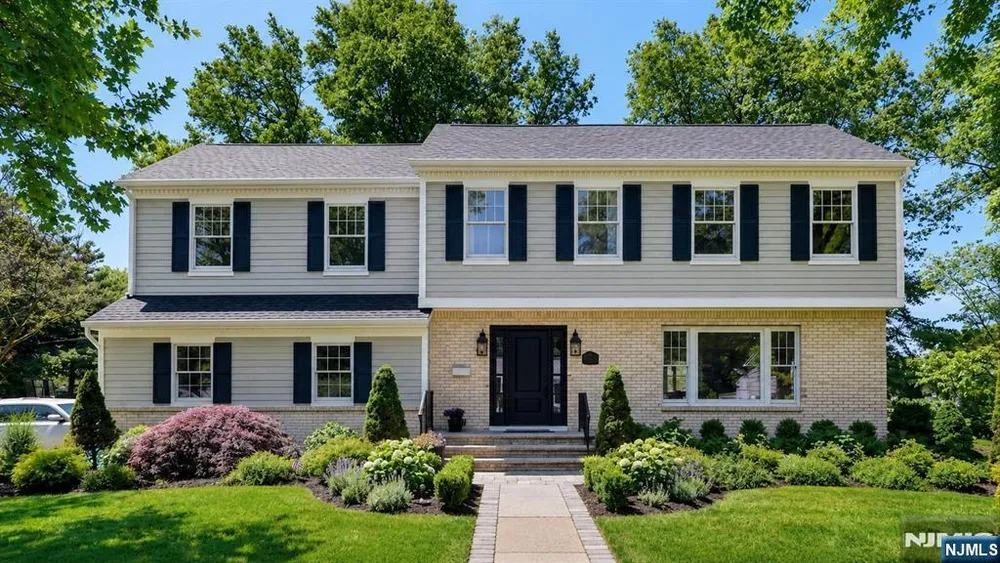 2430 Cleveland Ave, Washington, NJ 07676