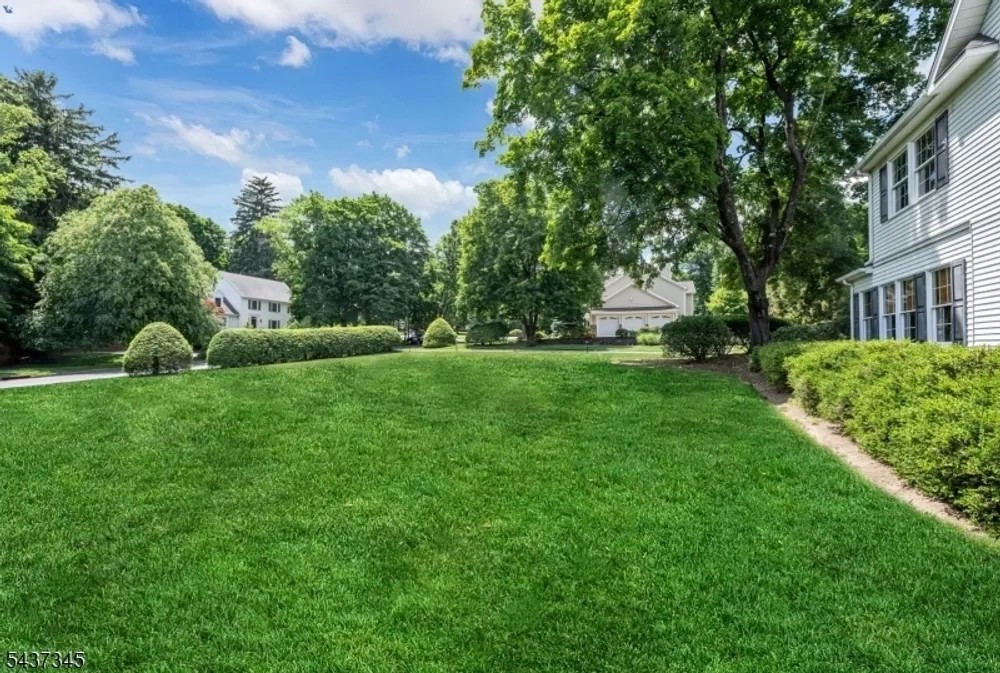 457 Russell Ave, Bergen, Wyckoff Township, NJ 07481