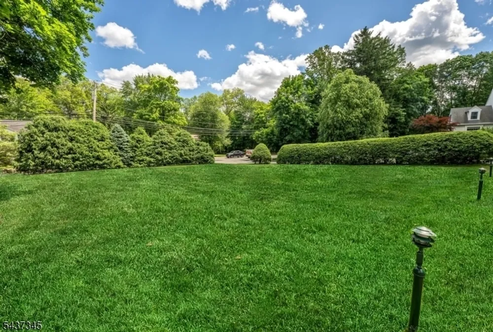 457 Russell Ave, Bergen, Wyckoff Township, NJ 07481
