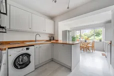 Latchmoor Way, Gerrards Cross, SL9 photo 7