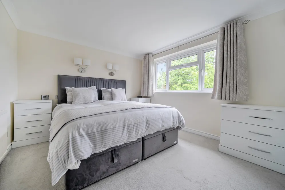 Latchmoor Way, Gerrards Cross, SL9 photo 8