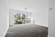 Oak Tree Close, London
