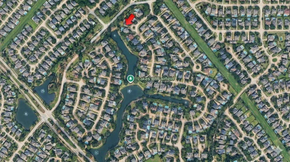 15935 Lake Loop Dr, Cypress, TX 77433