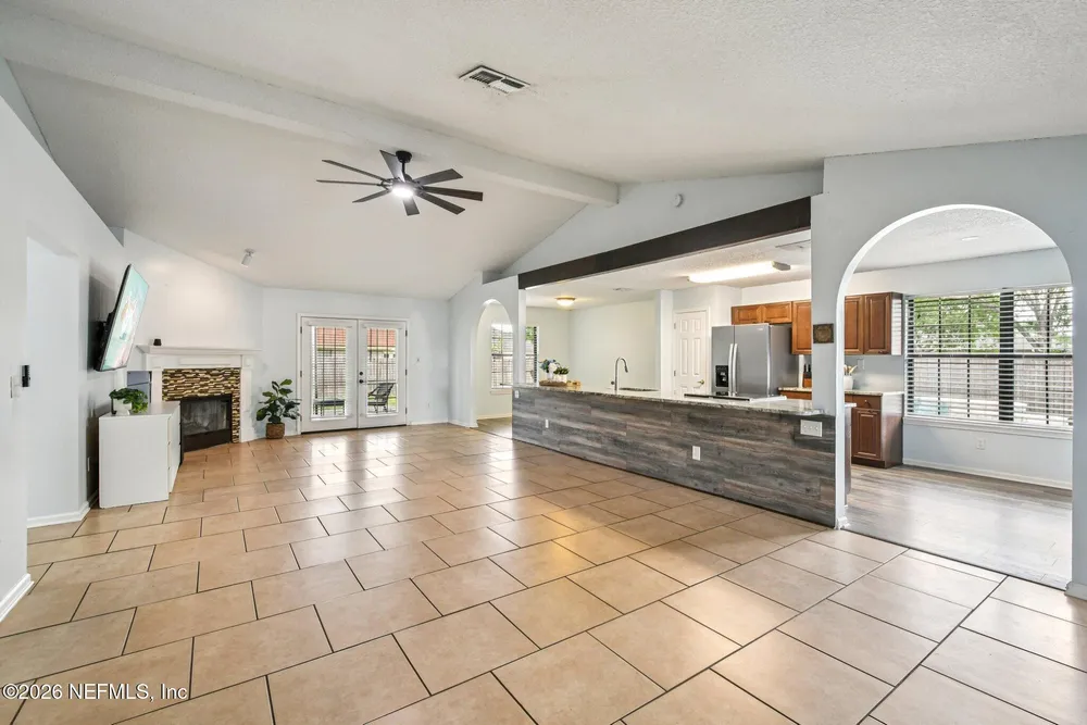 2482 Glow Wood Ct, Middleburg, FL 32068