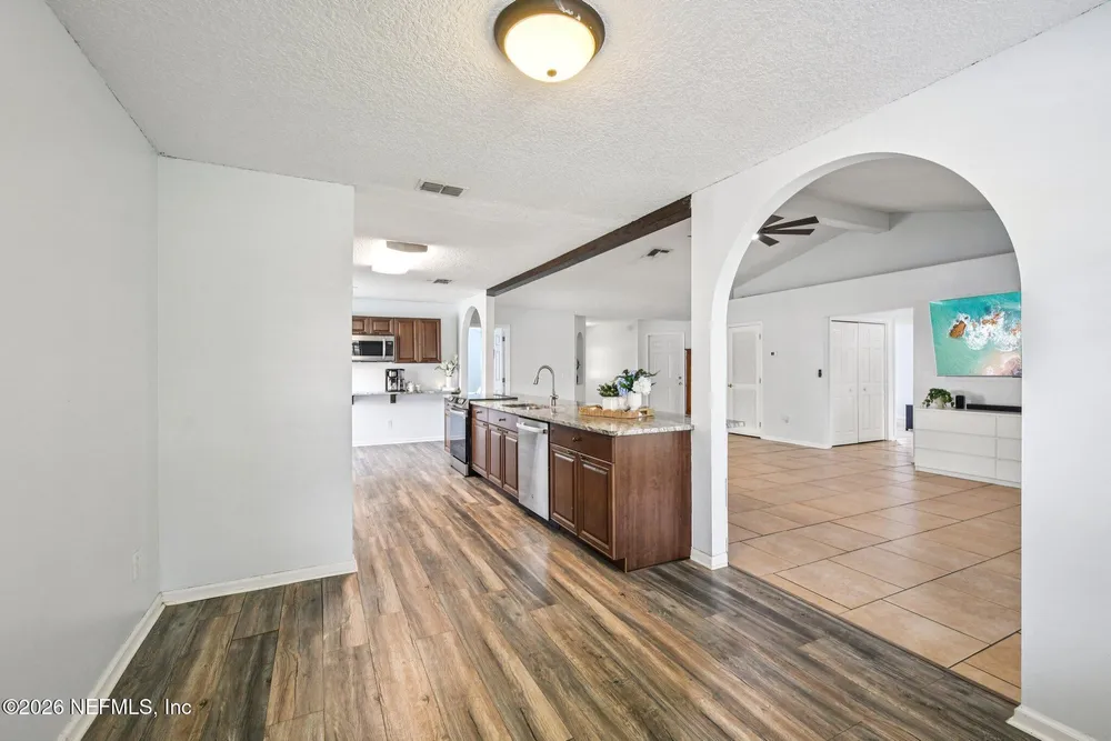 2482 Glow Wood Ct, Middleburg, FL 32068