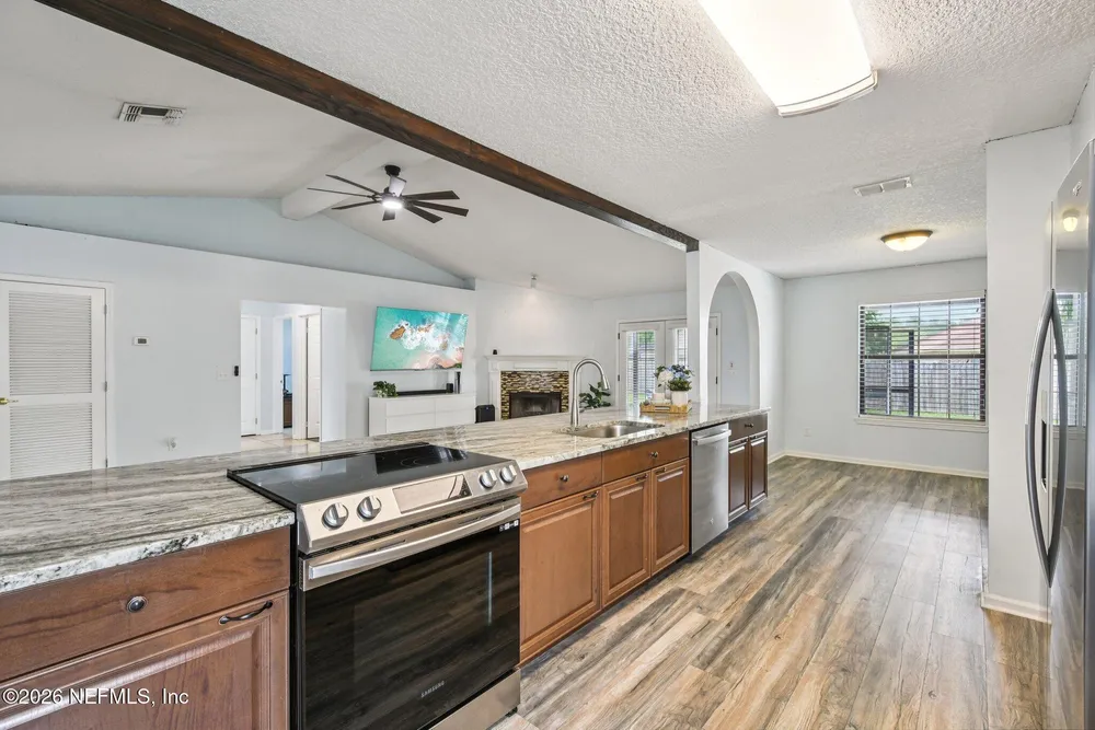 2482 Glow Wood Ct, Middleburg, FL 32068