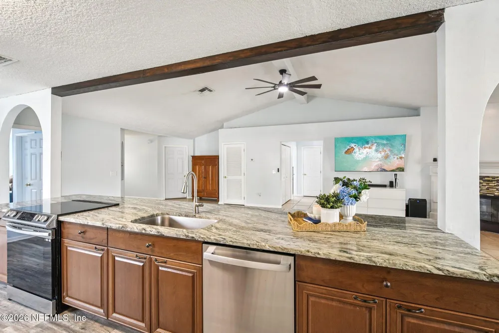 2482 Glow Wood Ct, Middleburg, FL 32068