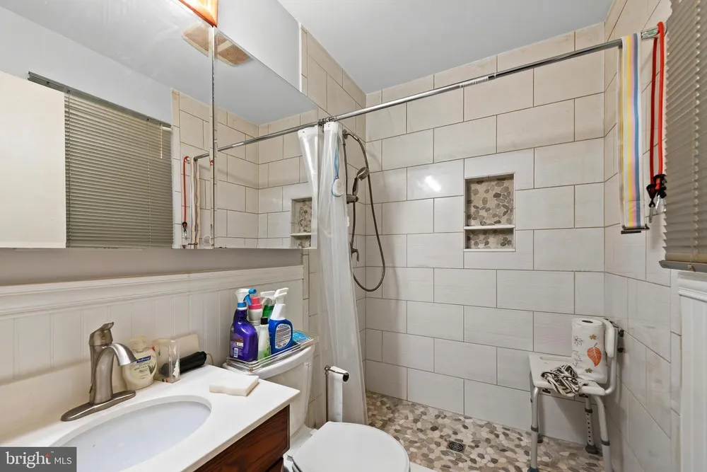 2178 Glenfield Rd, Annapolis, MD 21401