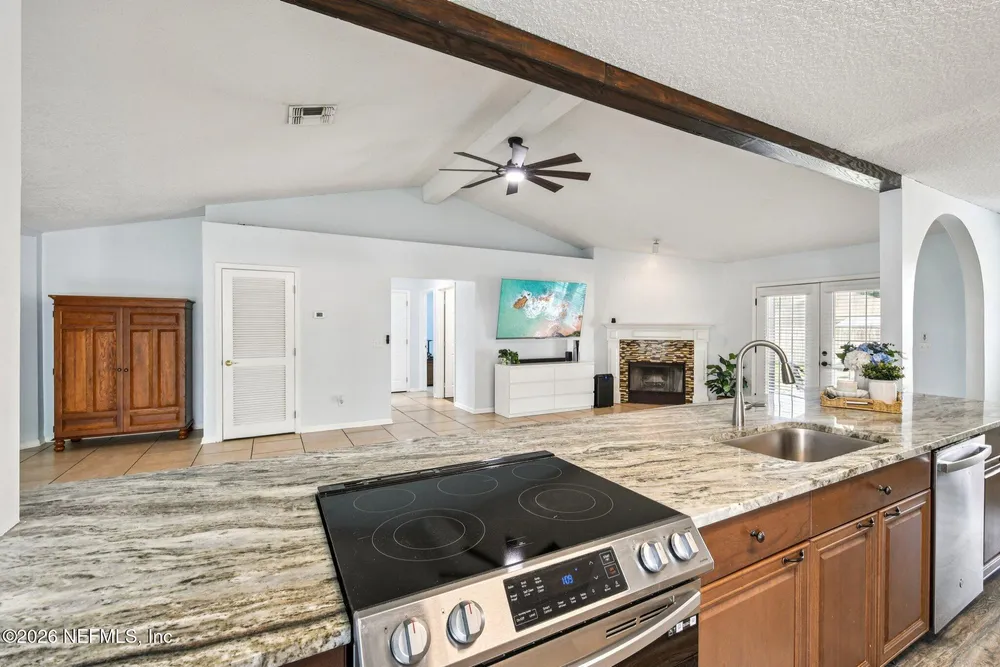 2482 Glow Wood Ct, Middleburg, FL 32068