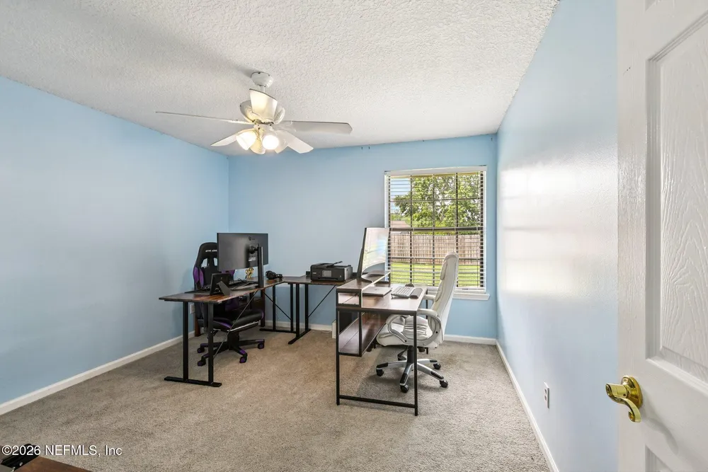 2482 Glow Wood Ct, Middleburg, FL 32068
