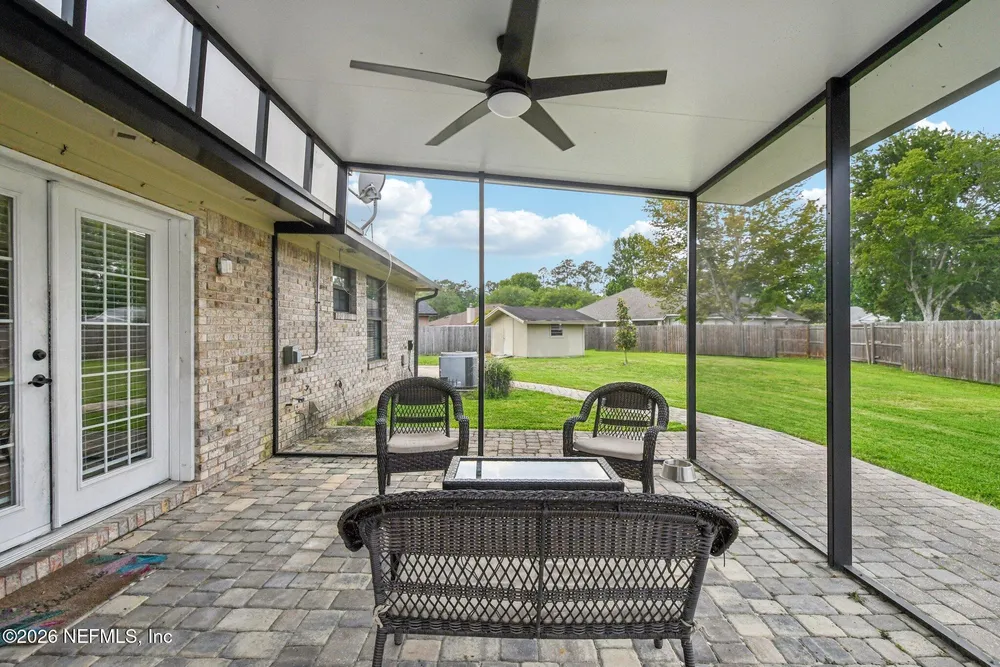 2482 Glow Wood Ct, Middleburg, FL 32068