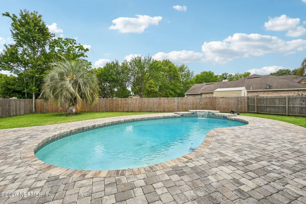 2482 Glow Wood Ct, Middleburg, FL 32068