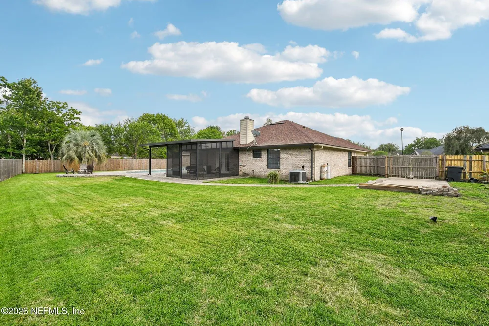 2482 Glow Wood Ct, Middleburg, FL 32068