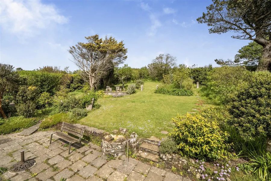 Property Image 12