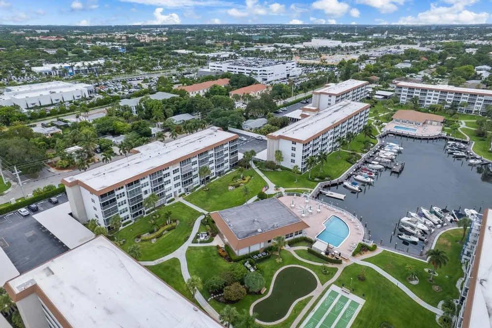 2717 Florida Blvd, Delray Beach, FL 33483