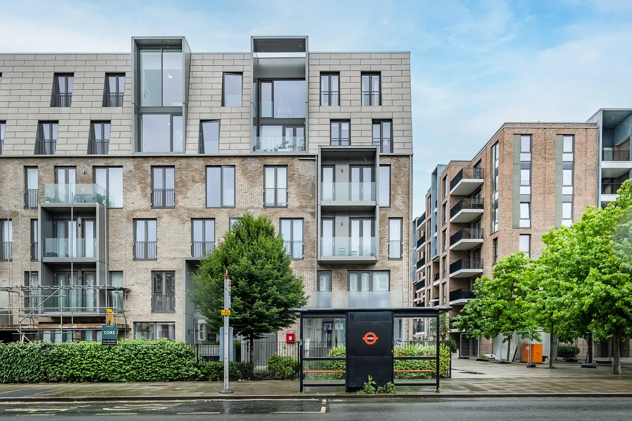 Kilburn Park Road, London, NW6 photo 20