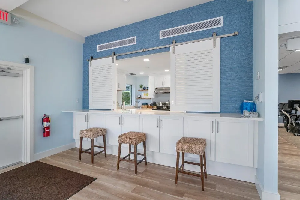 911 Gardenia Dr, Delray Beach, FL 33483