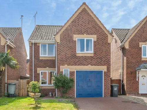 Acorn Road, North Walshamphoto