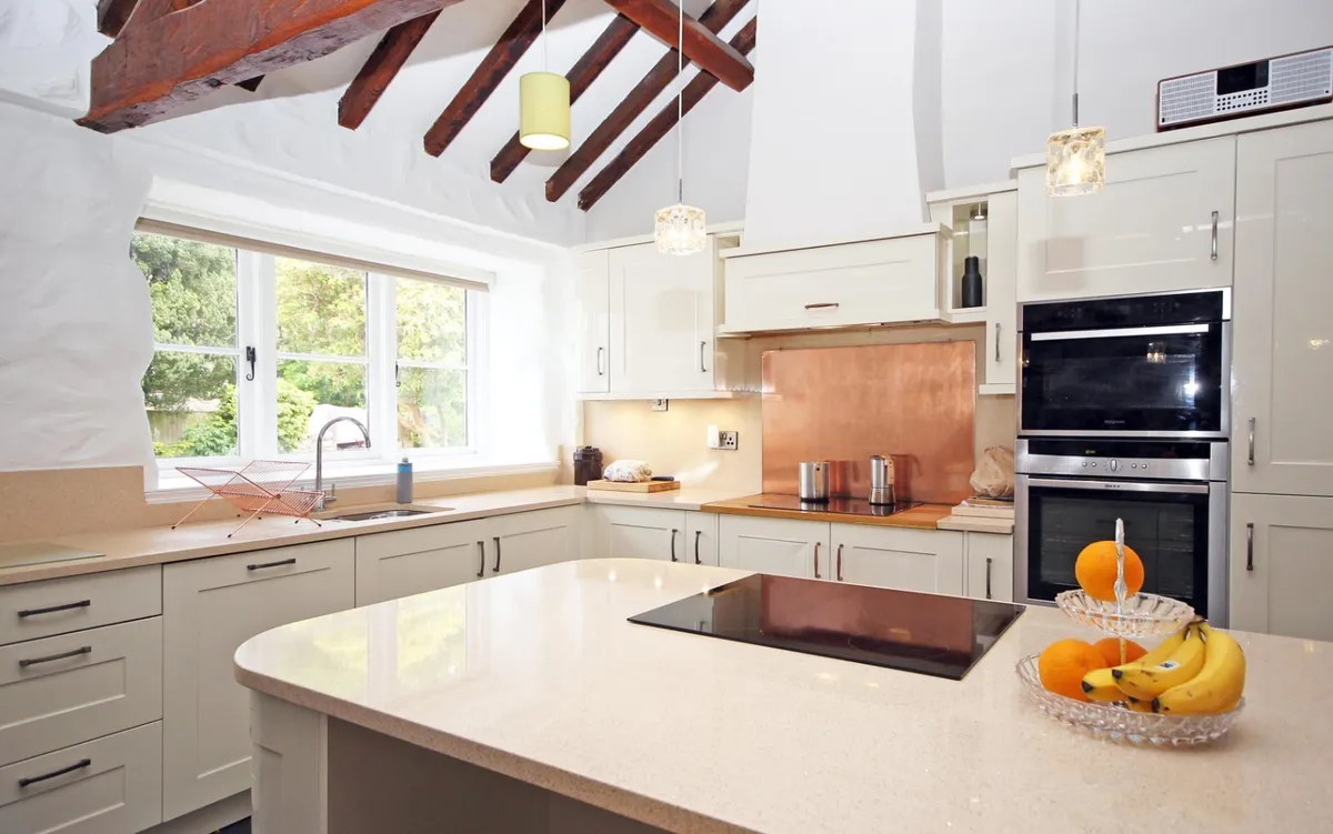 Llanrug, Caernarfon, Gwynedd, LL55