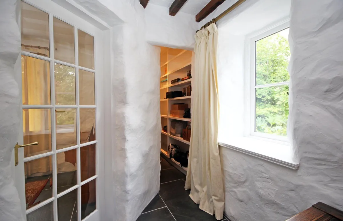 Llanrug, Caernarfon, Gwynedd, LL55