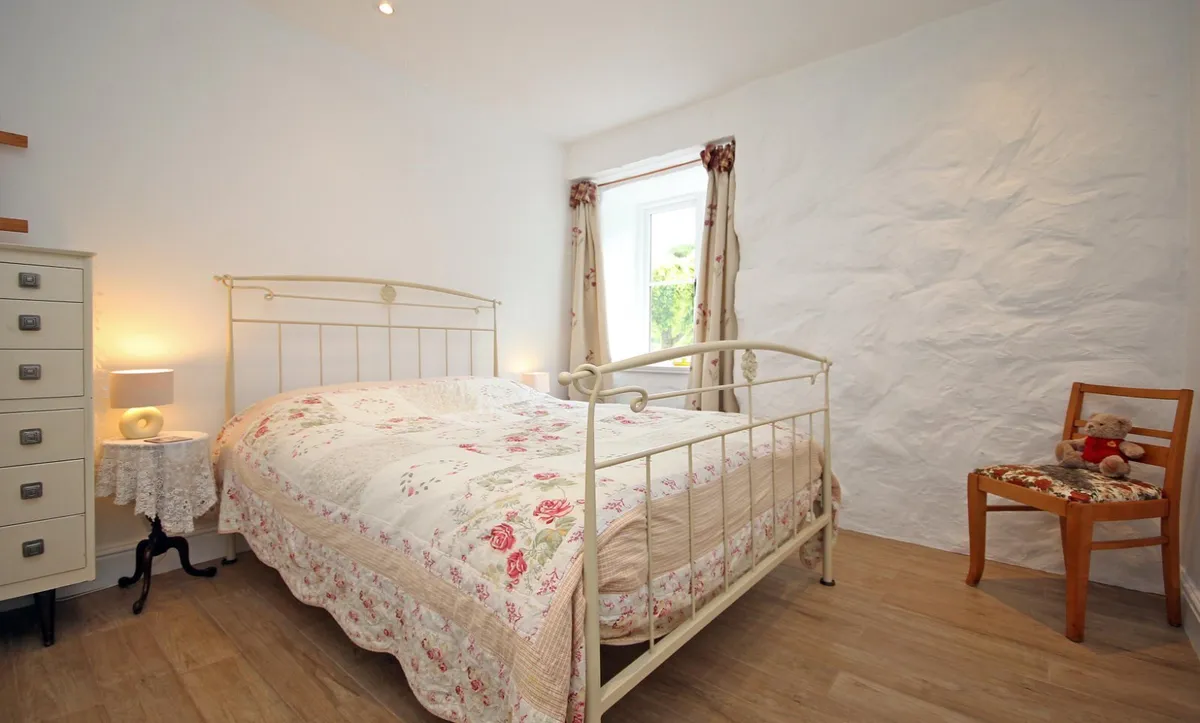 Llanrug, Caernarfon, Gwynedd, LL55