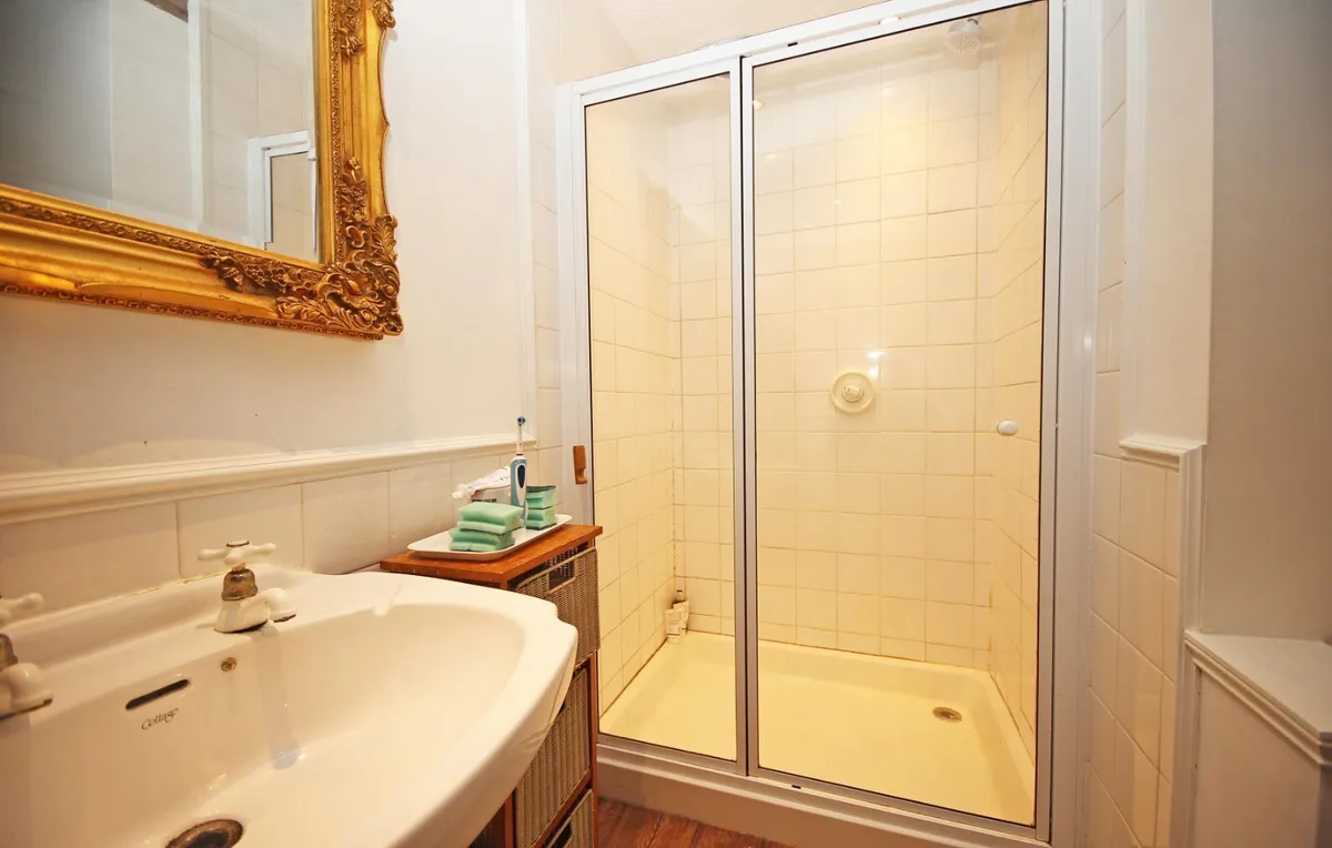 Llanrug, Caernarfon, Gwynedd, LL55