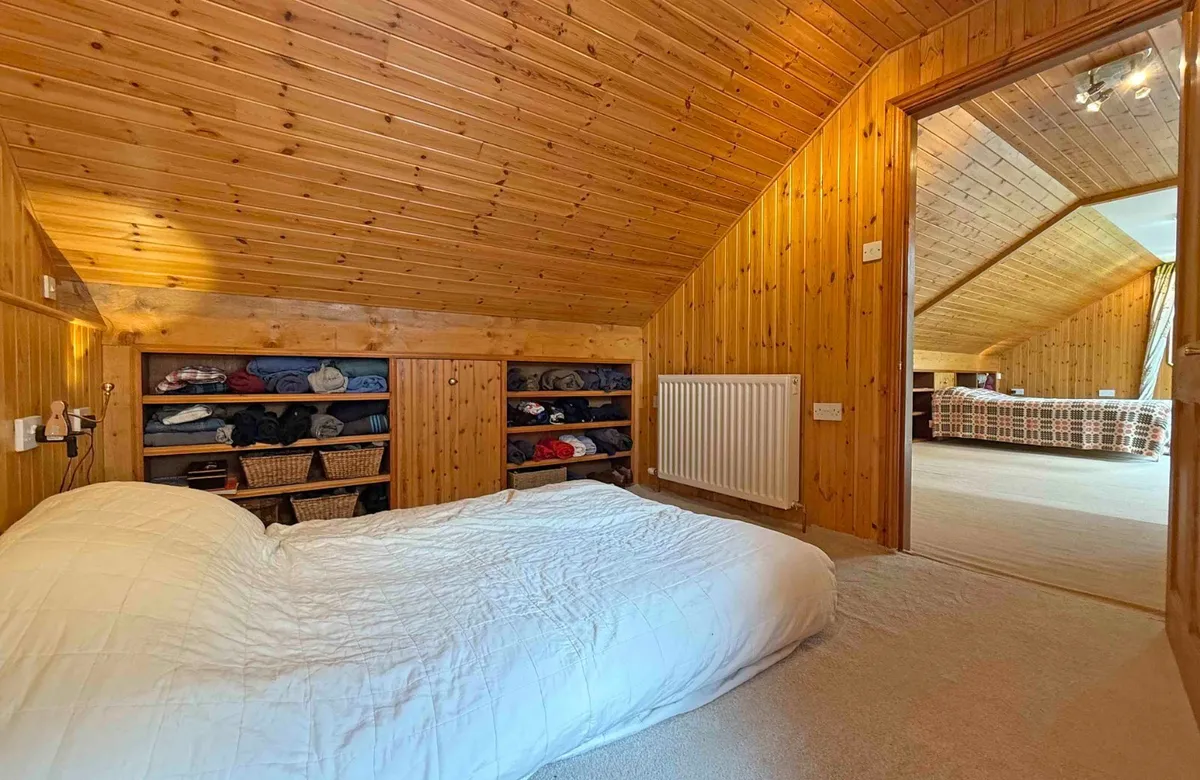 Llanrug, Caernarfon, Gwynedd, LL55