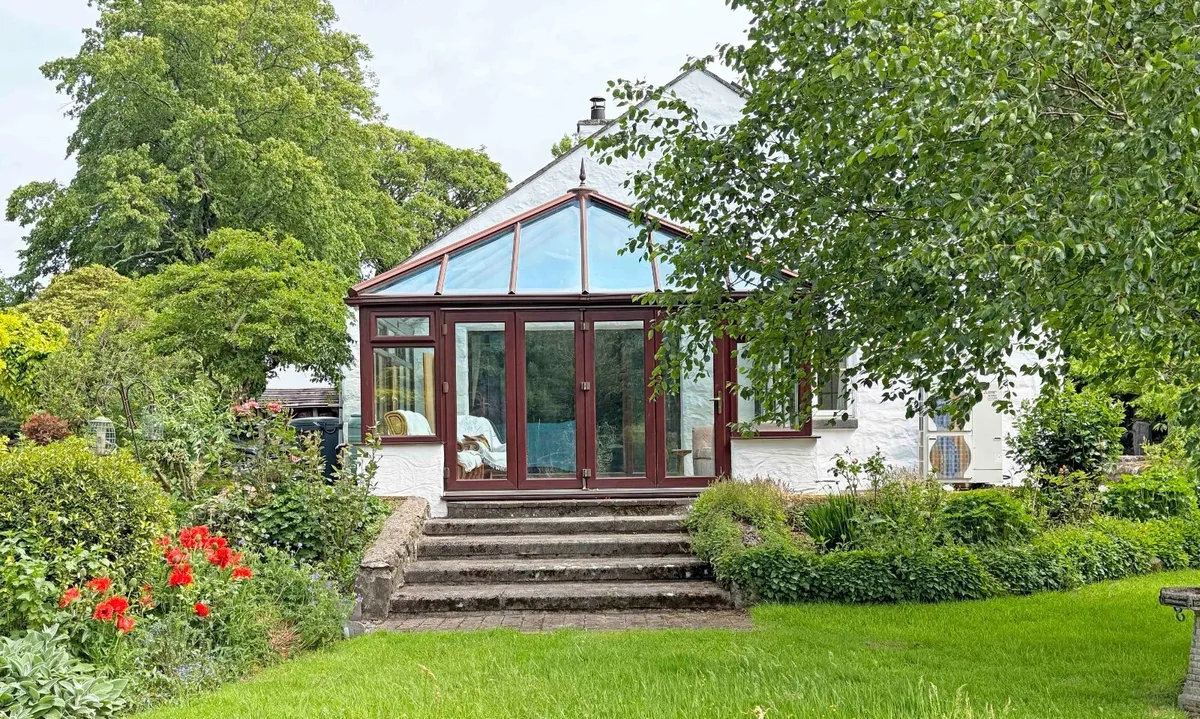 Llanrug, Caernarfon, Gwynedd, LL55