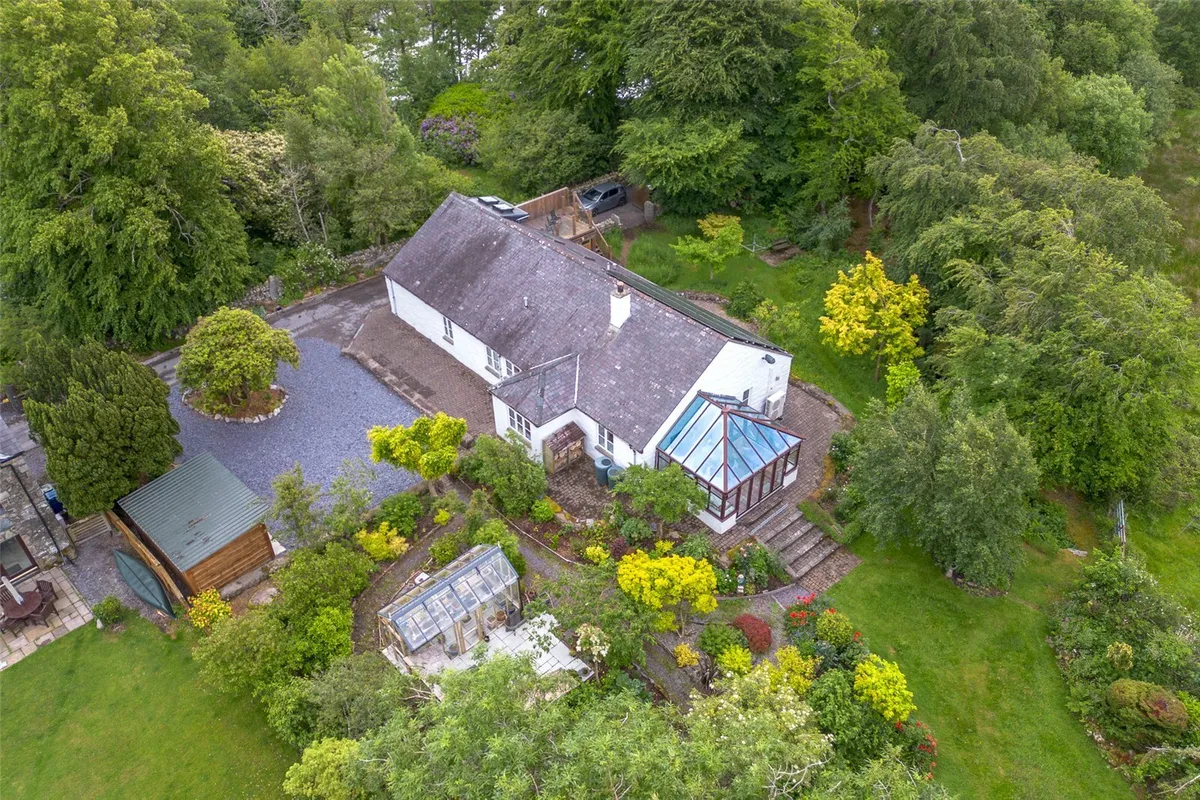 Llanrug, Caernarfon, Gwynedd, LL55