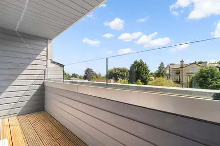 Cavendish Place, Cavendish Road, WA14