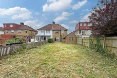 Holmstall Avenue, EDGWARE