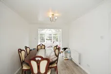 Deacon Close, Rugby
