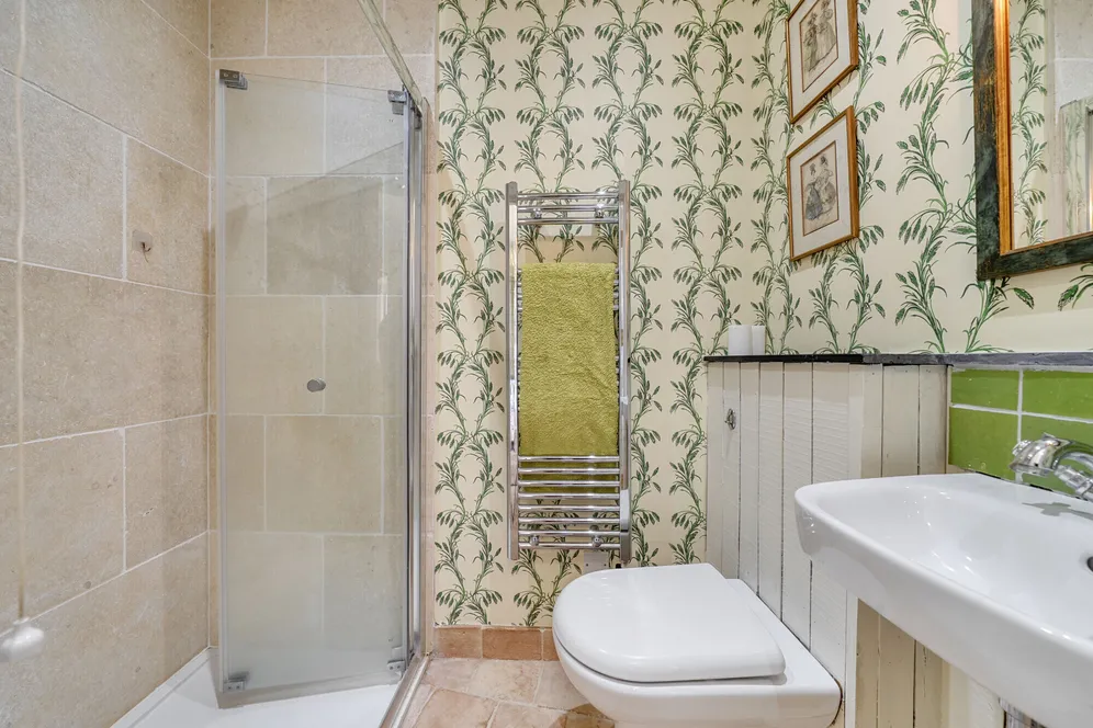 Daisy Lane, Wotton-Under-Edge, GL12 photo 8