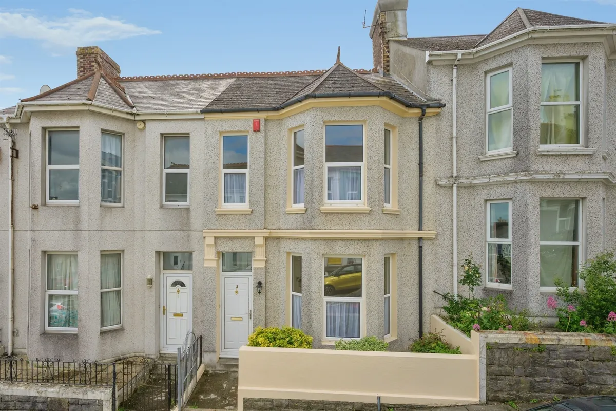 Lipson Avenue, Plymouth