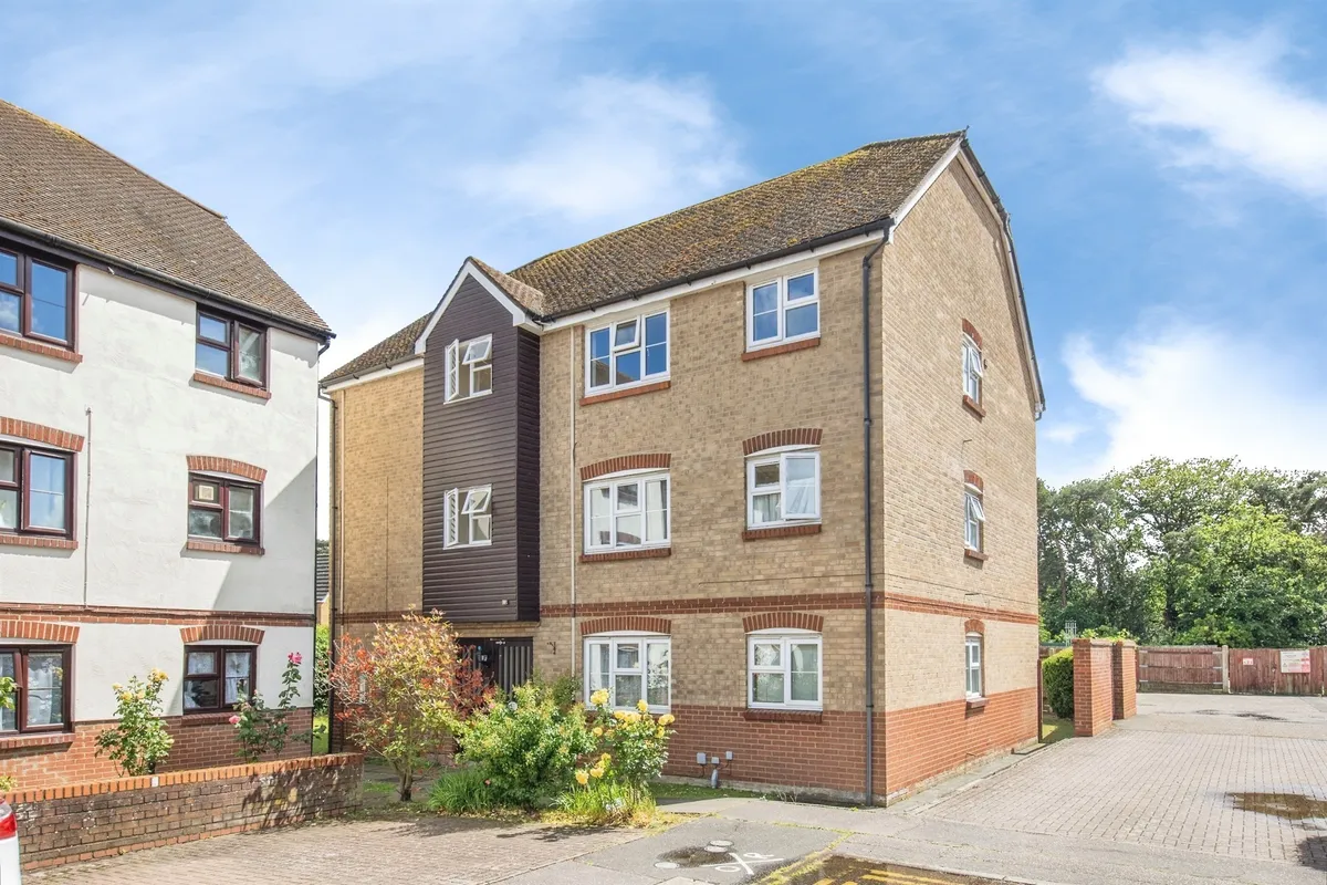 California Close, Colchester