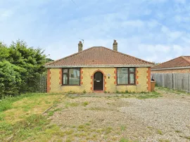 Shipdham Road, Dereham thumb 2