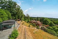 Stoatley Rise, Haslemere, GU27 photo 8