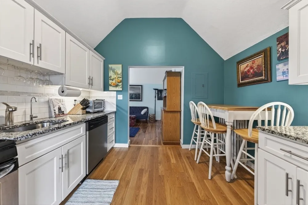 52 Trident Ave, Winthrop, MA 02152