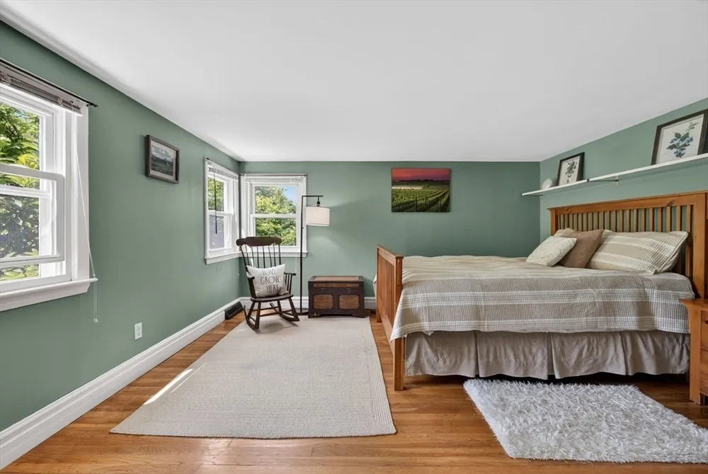 143 Morton St, Winthrop, MA 02152