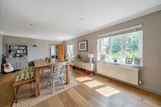 Stoatley Rise, Haslemere, GU27 photo 10
