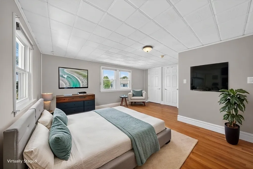143 Morton St, Winthrop, MA 02152