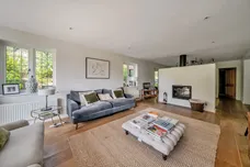 Stoatley Rise, Haslemere, GU27 photo 12