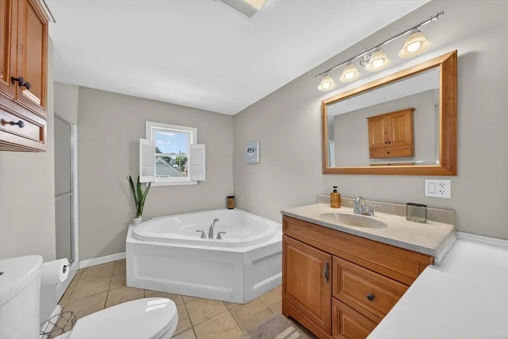 143 Morton St, Winthrop, MA 02152