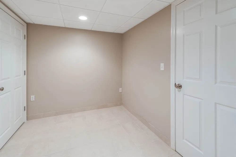 52 Trident Ave, Winthrop, MA 02152