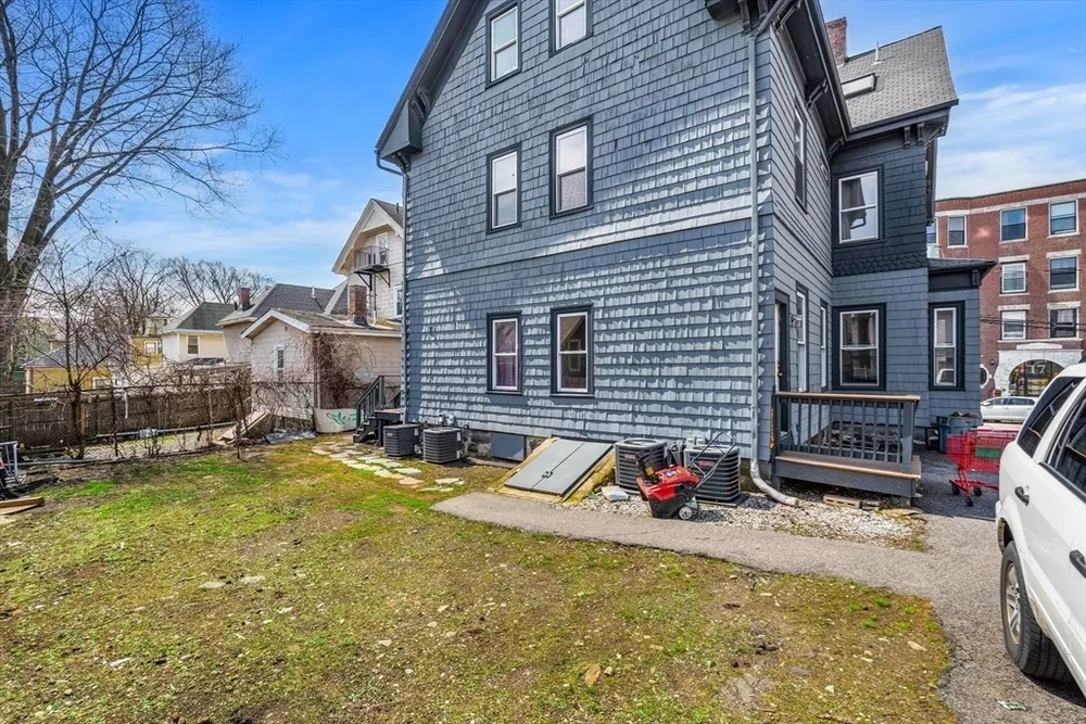 20 Highgate St, Boston, MA 02134