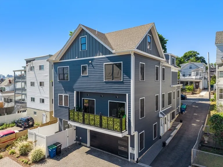 55 Heath St, Somerville, MA 02145